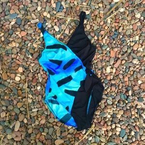 Vintage 80a abstract one piece swimsuit